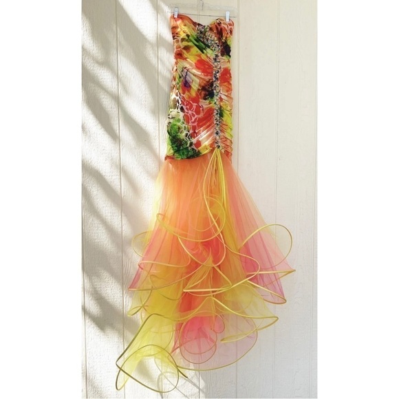 Panoply Sz 8 Long Strapless Formal Ruched Tulle Trumpet Gown Dress - Picture 2 of 16